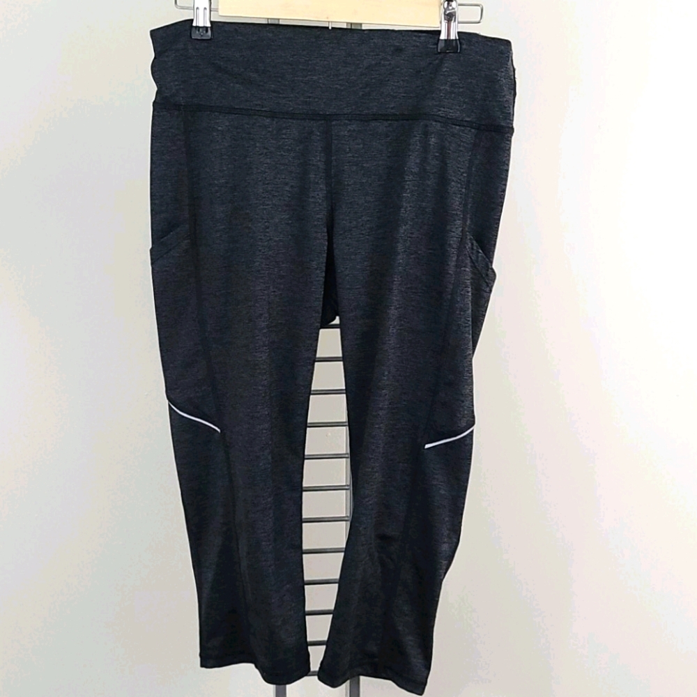Yoga Capri Pants